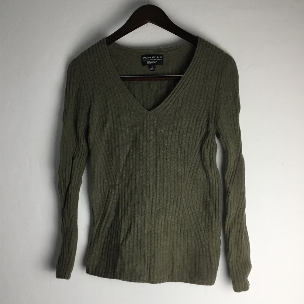 Banana Republic Olive V-Neck Sweater